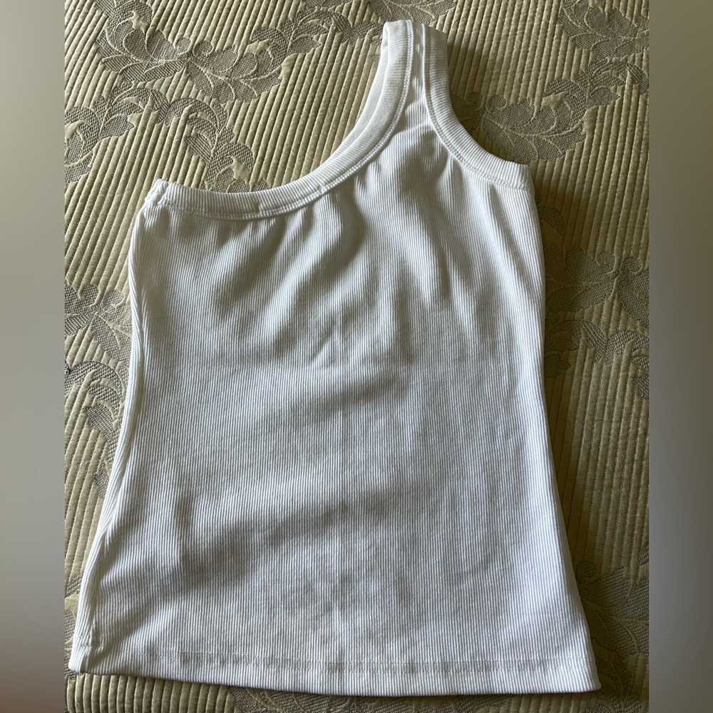 Missguided One-Shoulder Ribbed Tank - Picture 5 of 5